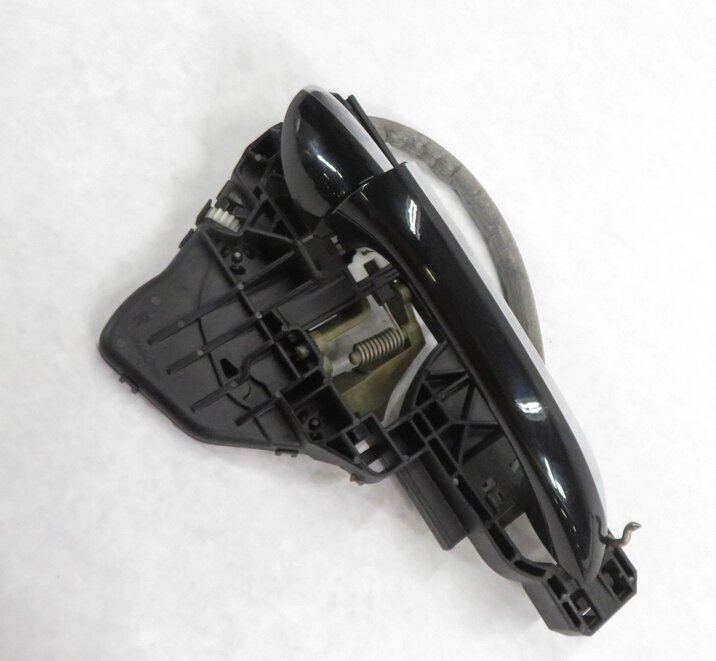 2006 MERCEDES BENZ ML500 (W164) RIGHT SIDE REAR EXTERIOR DOOR HANDLE (BLACK)