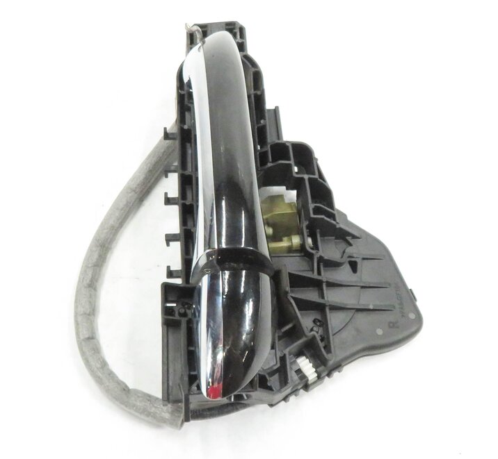 Thumbnail 3: 2006 MERCEDES BENZ ML500 (W164) RIGHT SIDE REAR EXTERIOR DOOR HANDLE (BLACK)