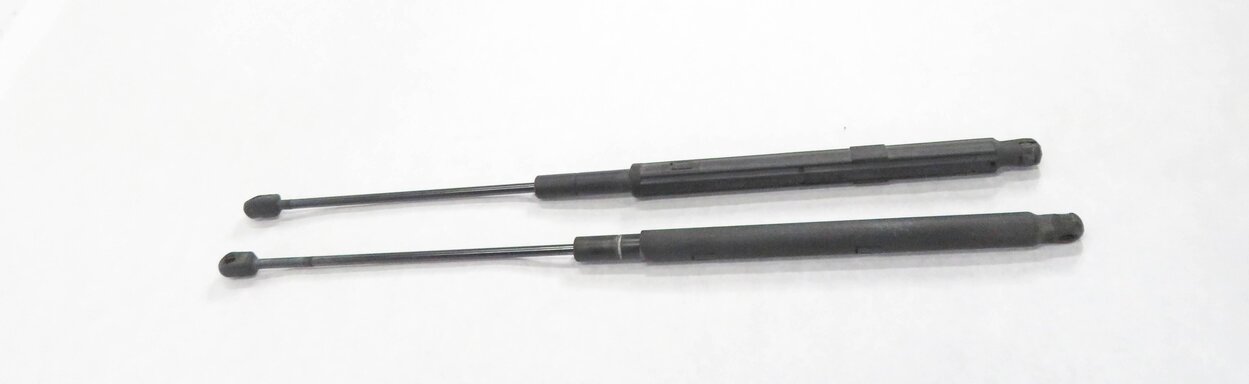 Thumbnail 4: 2006 MERCEDES ML500 (W164) REAR LEFT & RIGHT TRUNK SHOCK STRUT SET-2