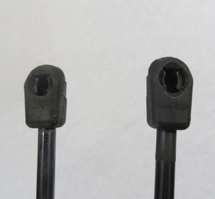 Thumbnail 5: 2006 MERCEDES ML500 (W164) REAR LEFT & RIGHT TRUNK SHOCK STRUT SET-2