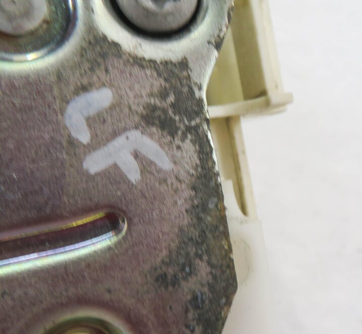 Thumbnail 6: 06-12 MERCEDES GL320 GL450 GL550 GL350 ML350 ML320 ML500 LEFT FRONT DOOR LATCH
