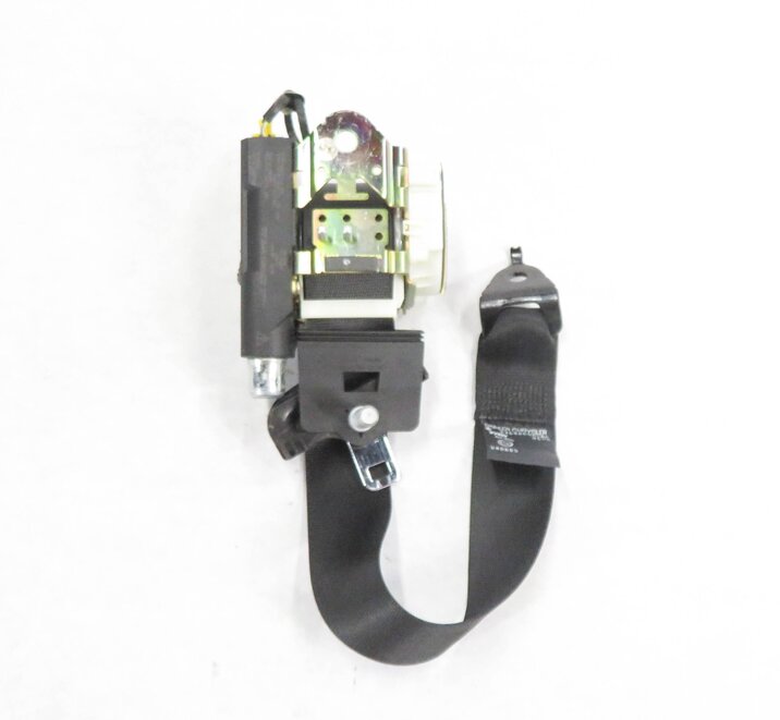 Thumbnail 5: 2006 MERCEDES ML500 (W164) LEFT REAR SEAT SEATBELT BUCKLE RETRACTOR (BLACK)
