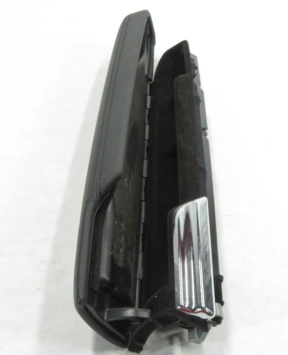 Thumbnail 5: 2008 MERCEDES S550 (W221) RIGHT FRONT PASSENGER DOOR ARM REST CONSOLE (BLACK)