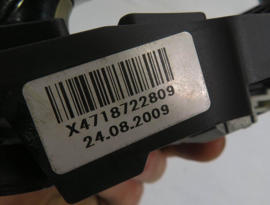 Thumbnail 6: 09-18 BMW 528i 535i 550i 740i 750i 760i RIGHT REAR COMFORT DOOR HANDLE (BLACK)