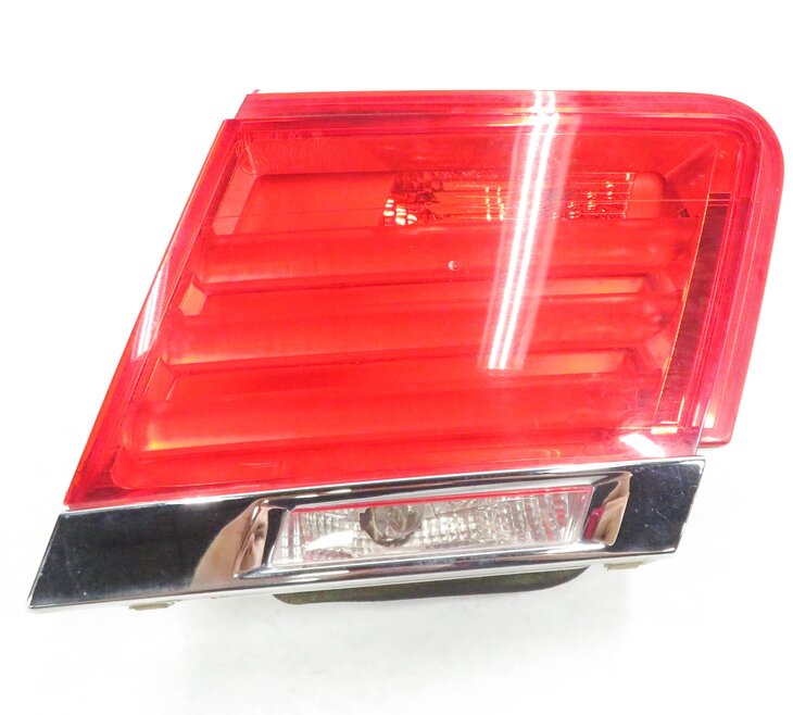 Thumbnail 3: 09-12 BMW 740i 750i 760i B7 (F01) RIGHT SIDE REAR TRUNK LID TAILLIGHT LIGHT LAMP