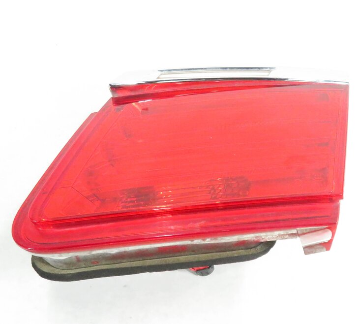 Thumbnail 5: 09-12 BMW 740i 750i 760i B7 (F01) RIGHT SIDE REAR TRUNK LID TAILLIGHT LIGHT LAMP