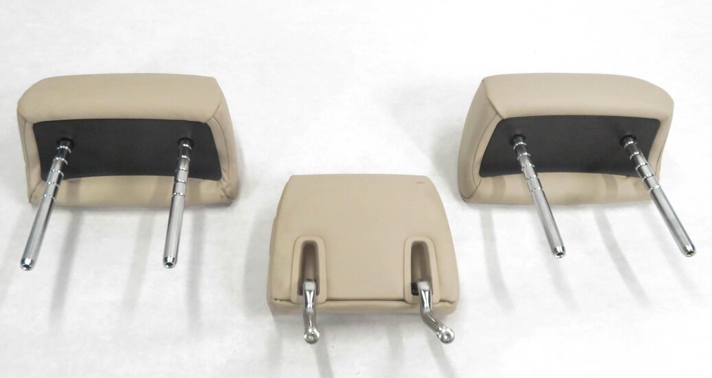 Thumbnail 5: 2010 BMW 750i (F01) REAR - LEFT / CENTER / RIGHT (OYSTER LEATHER) HEADREST SET-3