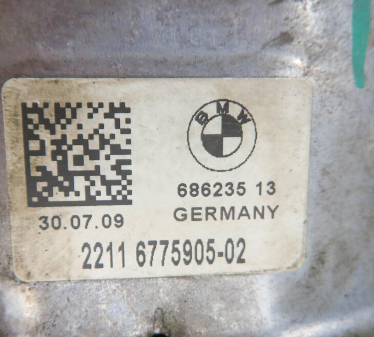 Thumbnail 6: 2010 BMW 750i (F01) 4.4L N63 TWIN TURBO ENGINE - LEFT & RIGHT MOTOR MOUNT SET-2