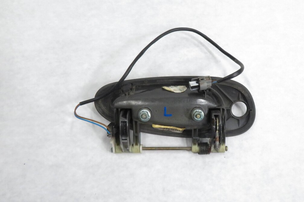 Thumbnail 5: 2000-2005 PORSCHE 911 BOXSTER (986 996) LEFT DRIVER EXTERIOR DOOR HANDLE (GRAY)