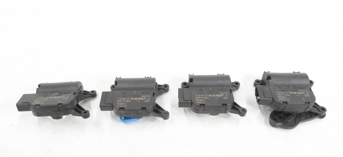 Thumbnail 2: 2013 AUDI A3 (8P) HVAC HEATER A/C AIR BOX BLEND DOOR SERVO ACTUATOR MOTOR SET-4