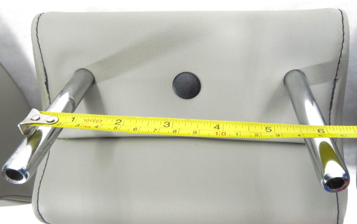 Thumbnail 11: 2013 AUDI A3 (8P) REAR - LEFT / CENTER / RIGHT - GRAY LEATHER HEADREST SET-3