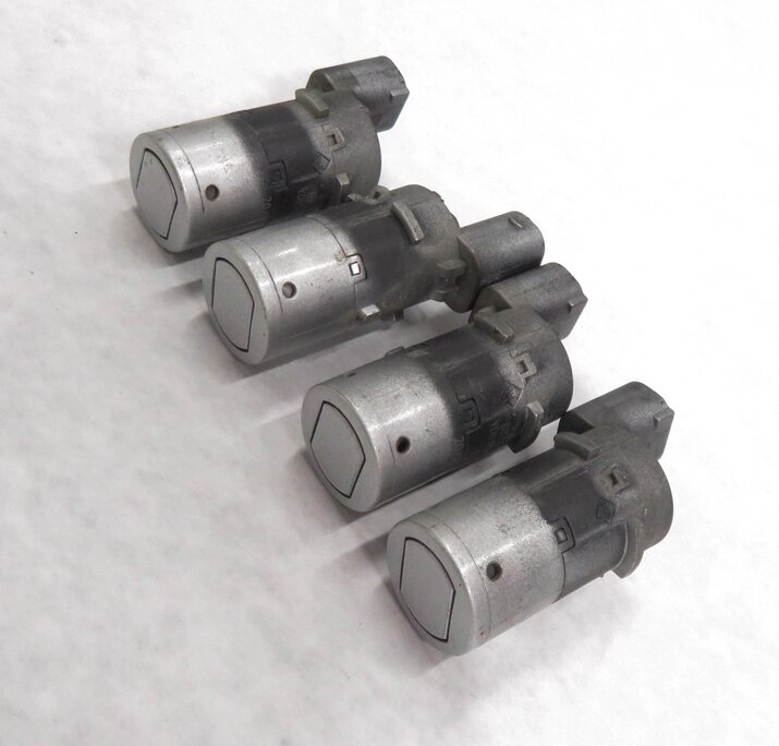 2003 RANGE ROVER (L322) FRONT PDC PARK DISTANCE SENSOR SET-4 (ZAMBEZI SILVER)