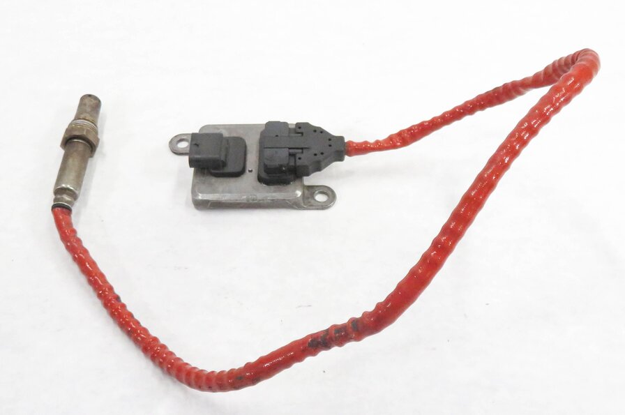 Thumbnail 2: 2011 BMW 335D (E90) 3.0L M57Y DIESEL ENGINE NITROGEN OXIDE NOX SENSOR