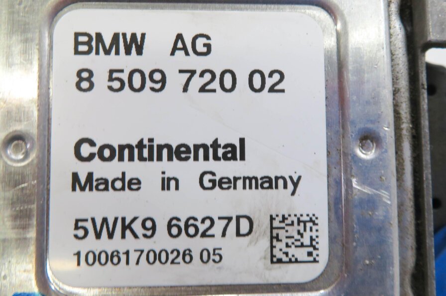 Thumbnail 6: 2011 BMW 335D (E90) 3.0L M57Y DIESEL ENGINE NITROGEN OXIDE NOX SENSOR