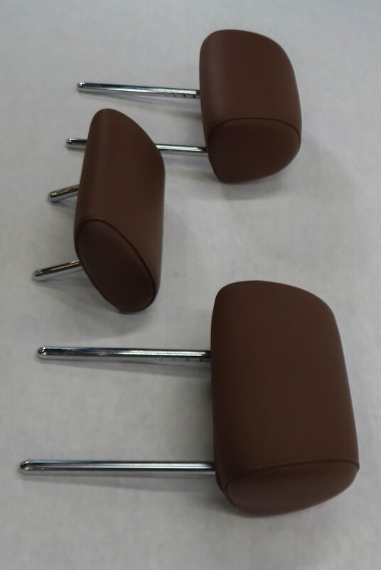 Thumbnail 3: 2011 BMW 535i (F10) REAR LEFT / CENTER / RIGHT - HEADREST SET-3 (CINNAMON BROWN)