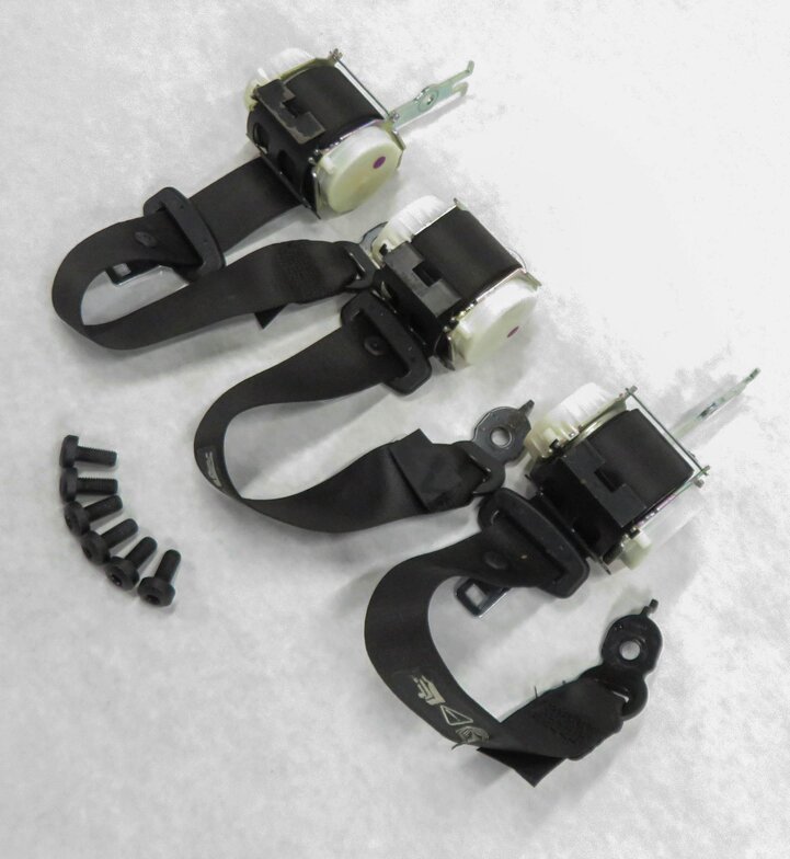 2011 BMW 535i (F10) REAR - LEFT / CENTER / RIGHT SEATBELT RETRACTOR SET (BLACK)