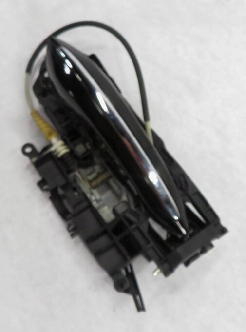 2011-2016 BMW 528i 535i 550i M5 (F10) RIGHT FRONT DOOR HANDLE w/ LIGHT (BLACK)