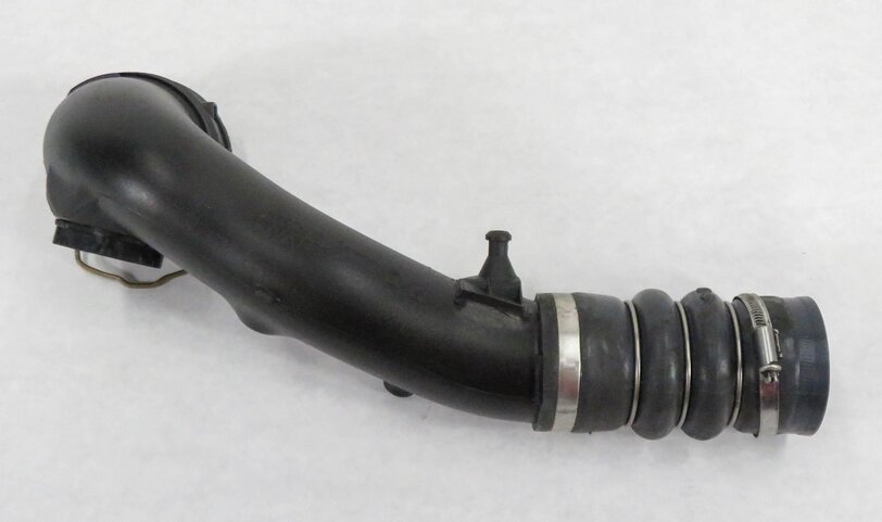 Thumbnail 2: 2011 BMW 535i (F10) 3.0L N55 ENGINE - AIR INDUCTION HOSE PIPE TUBE