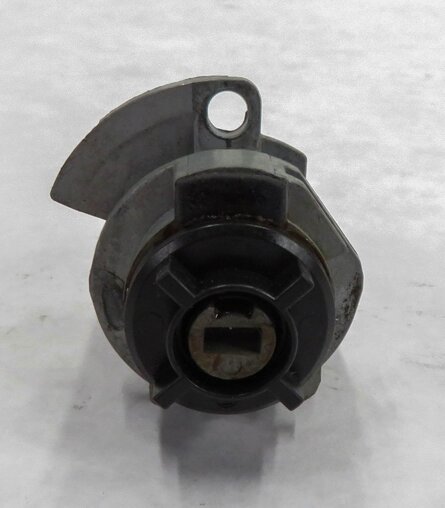 Thumbnail 4: 2011 BMW 535i (F10) LEFT FRONT DRIVER DOOR HANDLE LOCK CYLINDER w/ KEY