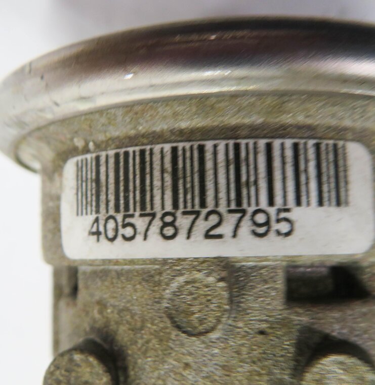 Thumbnail 5: 2008 BMW M3 ///M (E90) 4.0L S65 V8 ENGINE - AIR INJECTION CHECK VALVE SET-2