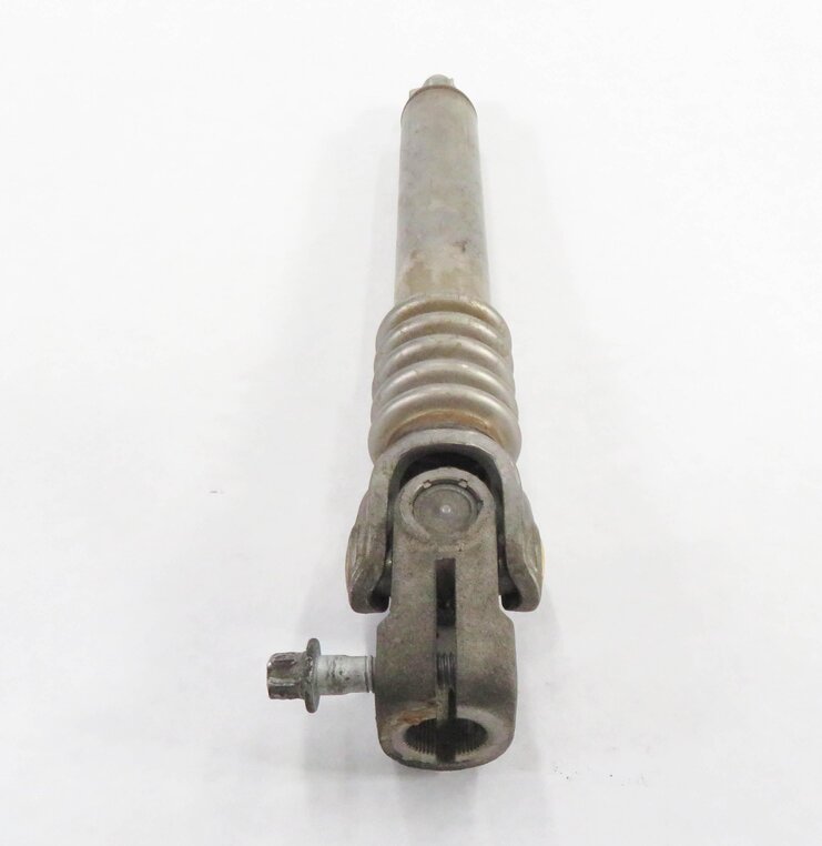 Thumbnail 2: 2008 BMW M3 ///M (E93) CONVERTIBLE - STEERING COLUMN LINK U-JOINT COUPLER SHAFT