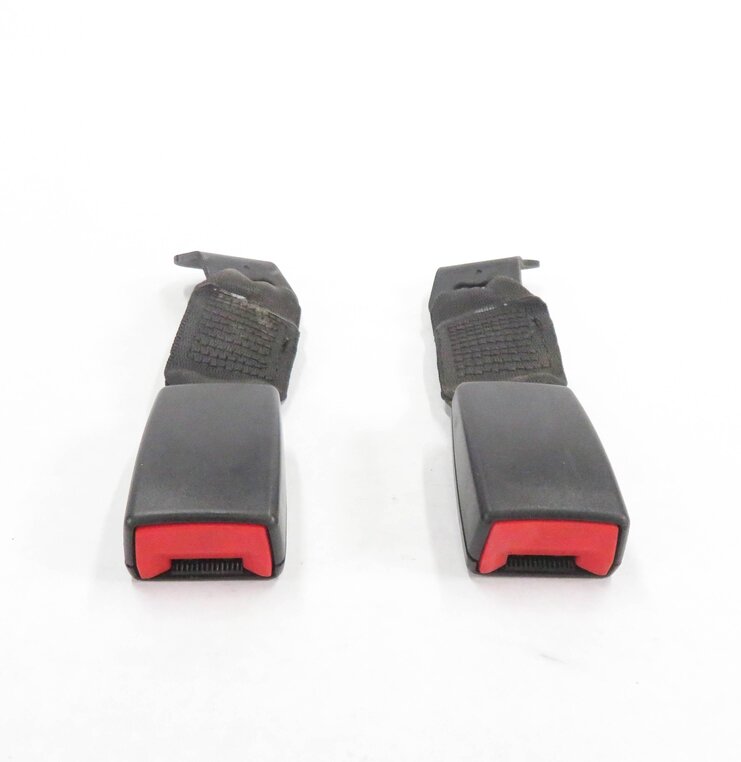 Thumbnail 2: 2008 BMW M3 ///M (E93) CONVERTIBLE - REAR SEATBELT BUCKLE RECEIVER SET-2
