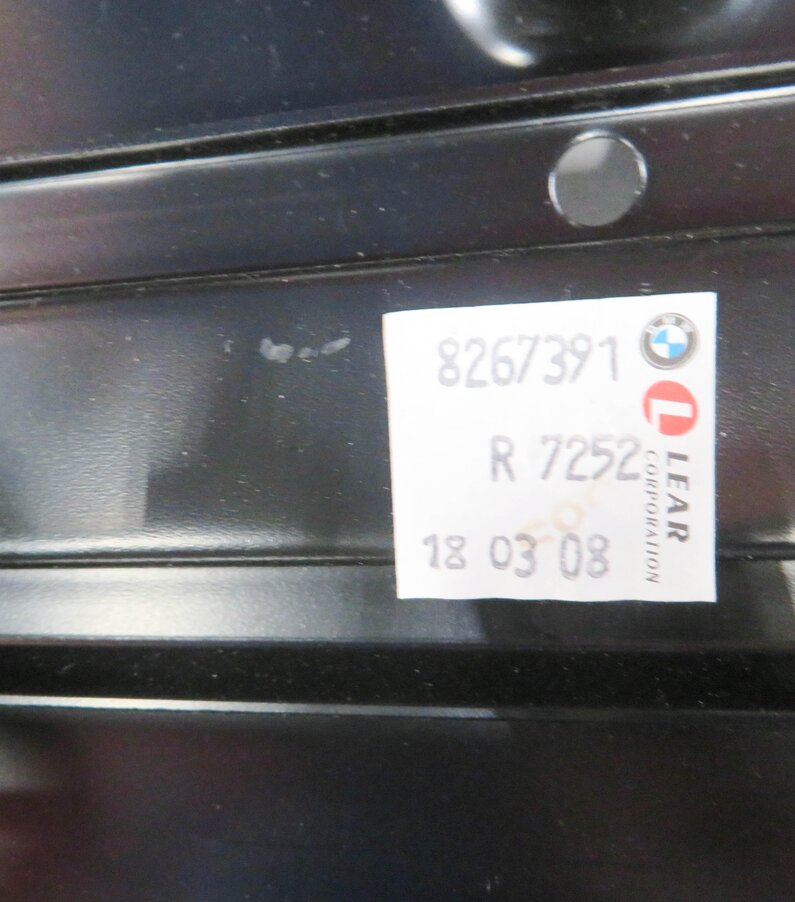 Thumbnail 6: 08-13 BMW M3 ///M (E93) CONVERTIBLE - LEFT DRIVER MEMORY SEAT TRACK w/ MOTORS