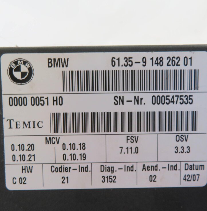 Thumbnail 6: 2008 BMW 535i (E60) RIGHT FRONT PASSENGER POWER SEAT CONTROL MODULE