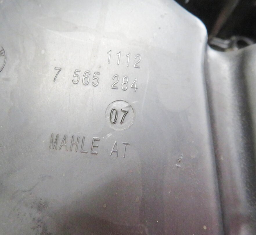 Thumbnail 6: 07-16 BMW 335i 535i 740i X6 Z4 (E60 E90) 3.0L N54 TWIN TURBO ENGINE VALVE COVER