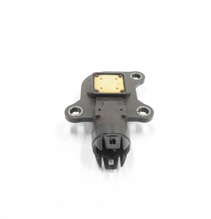 Thumbnail 2: 2006 BMW 530i (E60) 3.0L N52 ENGINE ECCENTRIC CAM CAMSHAFT SENSOR