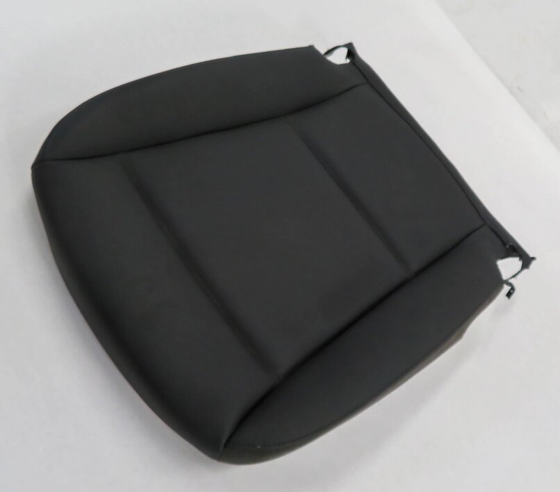 2009 BMW Z4 (E89) RIGHT PASSENGER LOWER BOTTOM HEATED SEAT CUSHION (BLACK)