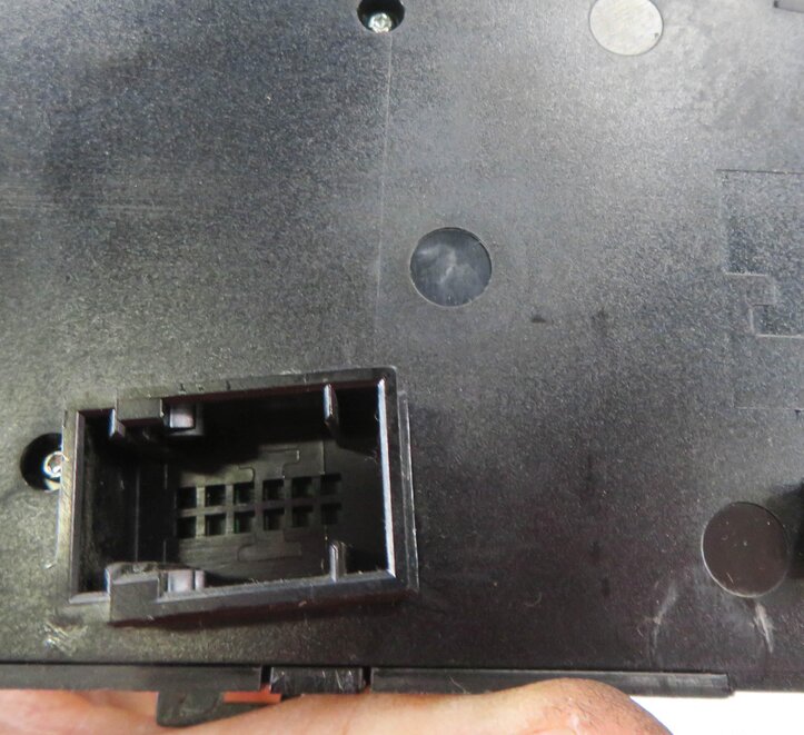 Thumbnail 6: 2012 RANGE ROVER (L322) RIGHT FRONT PASSENGER POWER SEAT ADJUSTMENT SWITCH