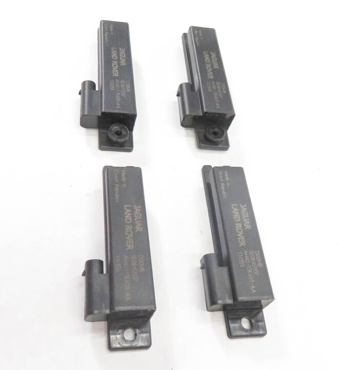 Thumbnail 3: 2012 RANGE ROVER (L322) KEYLESS ENTRY ANTENNA SET-4