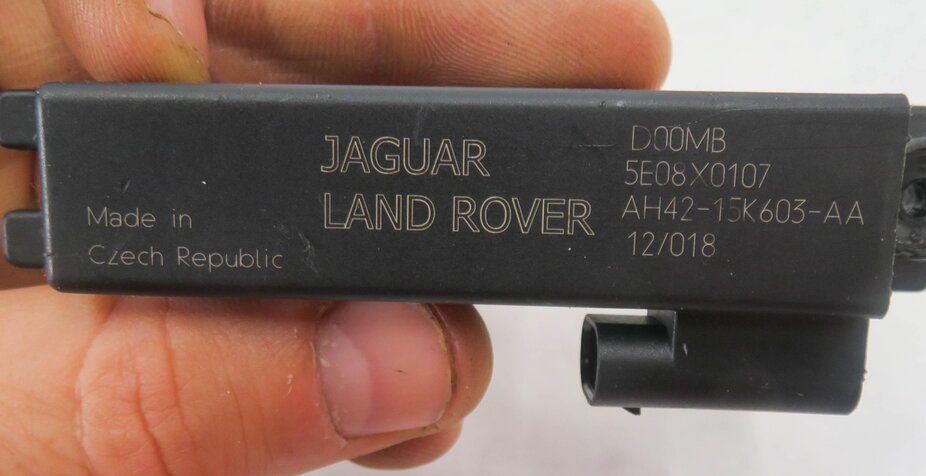 Thumbnail 6: 2012 RANGE ROVER (L322) KEYLESS ENTRY ANTENNA SET-4