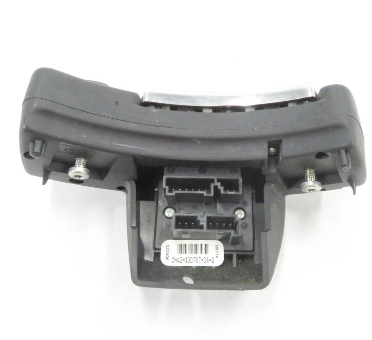 Thumbnail 5: 2012 RANGE ROVER (L322) RIGHT STEERING PHONE VOICE HEAT SWITCH BUTTON