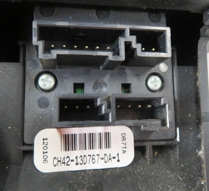 Thumbnail 6: 2012 RANGE ROVER (L322) RIGHT STEERING PHONE VOICE HEAT SWITCH BUTTON