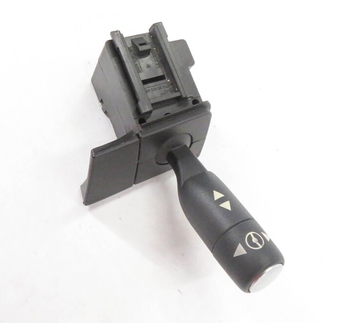 2012 RANGE ROVER (L322) STEERING COLUMN ADJUSTMENT SWITCH STALK ARM