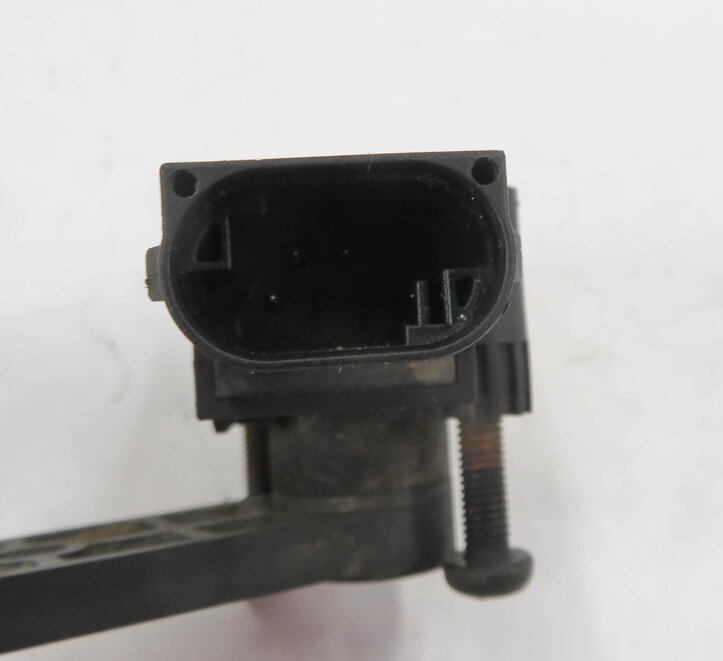 Thumbnail 5: 2012 RANGE ROVER (L322) LEFT DRIVER REAR SUSPENSION HEIGHT LEVEL SENSOR
