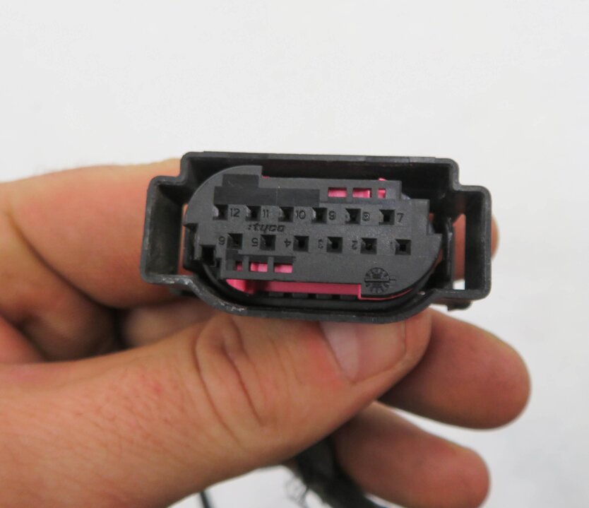 Thumbnail 5: 2009 AUDI A4 (B8 8K) REAR PDC PARK DISTANCE SENSOR SET-4 w/ HARNESS (BLUE LZ5A)
