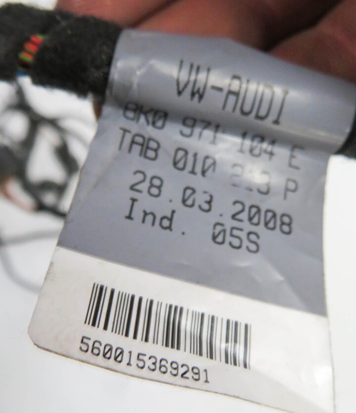 Thumbnail 9: 2009 AUDI A4 (B8 8K) REAR PDC PARK DISTANCE SENSOR SET-4 w/ HARNESS (BLUE LZ5A)