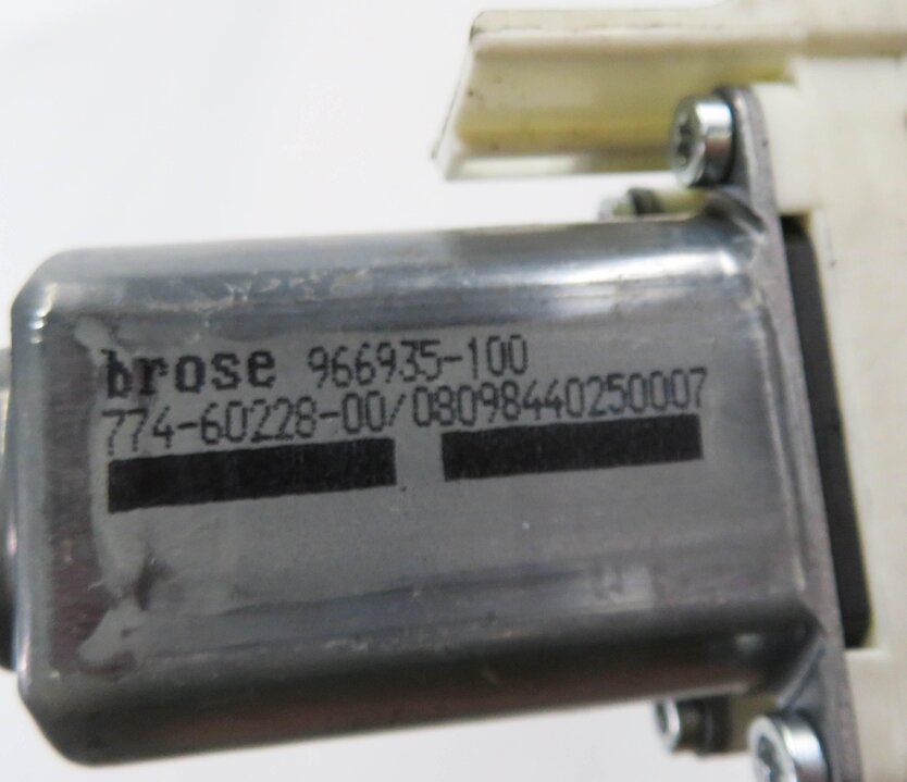 Thumbnail 8: 2009-2011 AUDI A4 (B8 8K) LEFT FRONT DRIVER DOOR POWER WINDOW REGULATOR w/ MOTOR