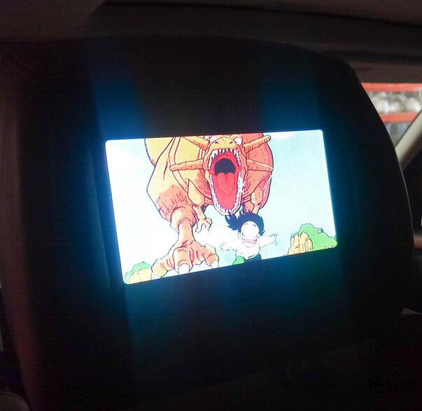 Thumbnail 2: 2006-2012 RANGE ROVER SPORT (L320 L322) FRONT HEADREST SET-2 TV SCREEN (TAN)