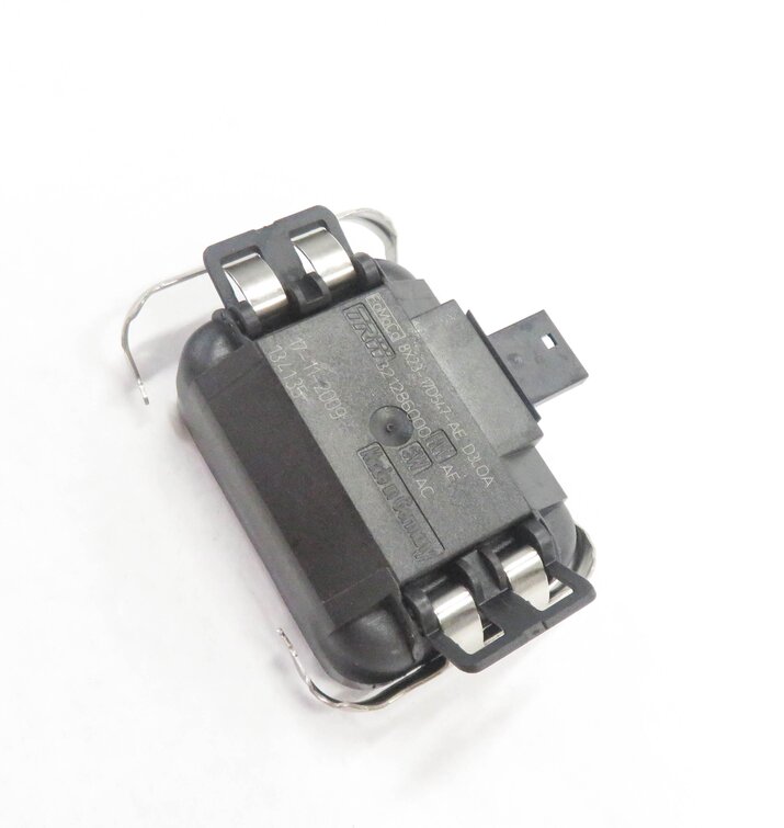 10-16 RANGE ROVER SPORT LR2 LR4 (L320 L322) RAIN WATER SOLAR LIGHT SENSOR (RLS)