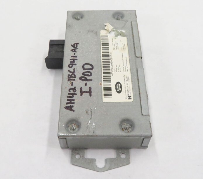 Thumbnail 3: 2010-2014 LR4 / RANGE ROVER SPORT (L320 L322) i-POD / USB INTERFACE MODULE