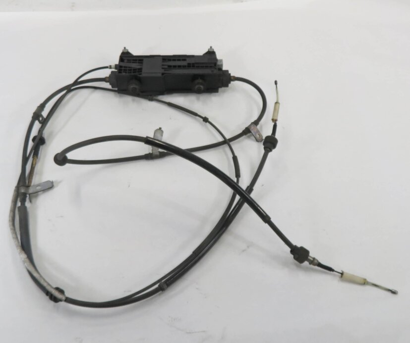 Thumbnail 5: 2010 RANGE ROVER SPORT (L320) EMERGENCY PARKING BRAKE ACTUATOR w/ CABLES