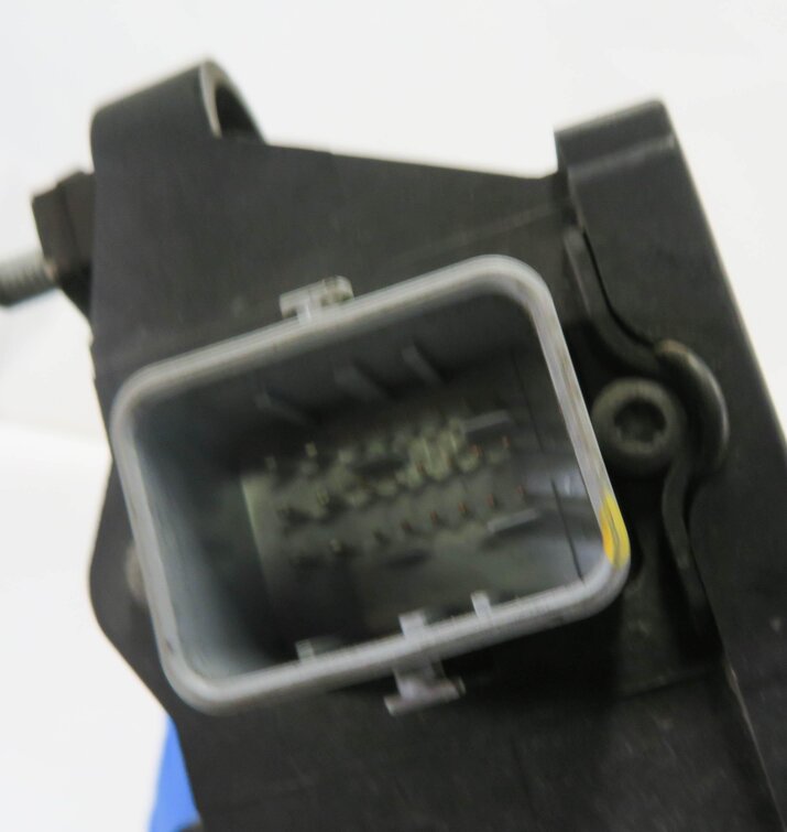 Thumbnail 7: 2010 RANGE ROVER SPORT (L320) EMERGENCY PARKING BRAKE ACTUATOR w/ CABLES