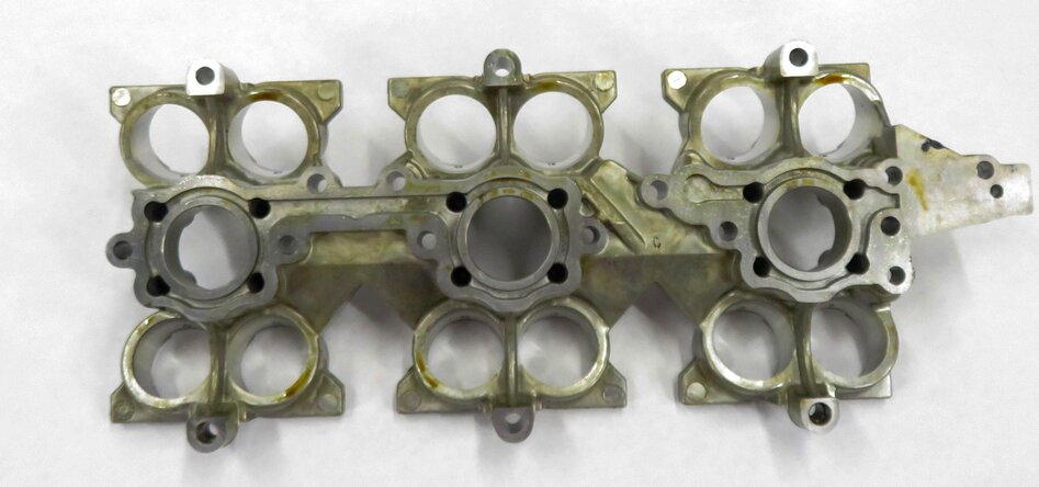 Thumbnail 5: 2000 PORSCHE BOXSTER (986) 2.7L M96 ENGINE - CAMSHAFT FOLLOWER HOUSING