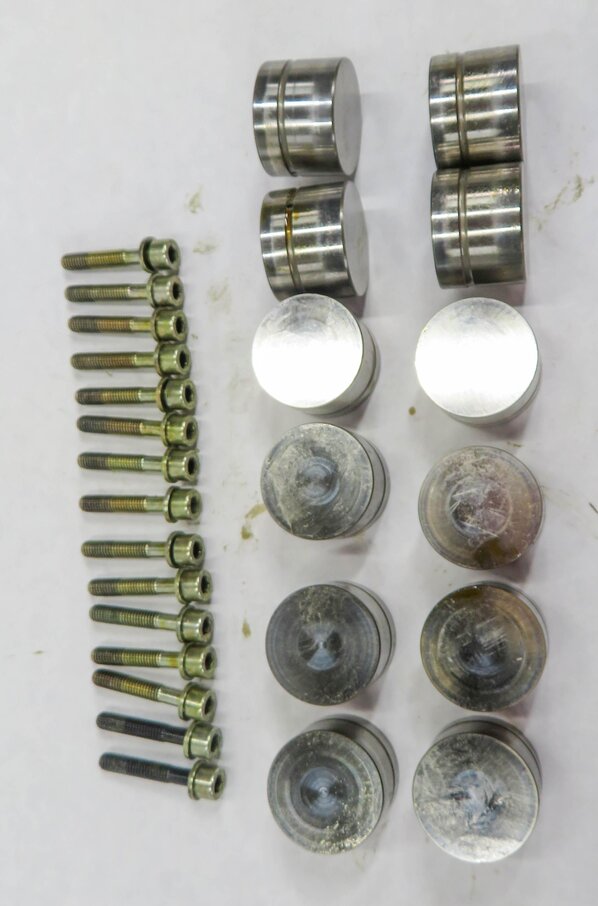 Thumbnail 8: 2000 PORSCHE BOXSTER (986) 2.7L M96 ENGINE - CAMSHAFT FOLLOWER HOUSING
