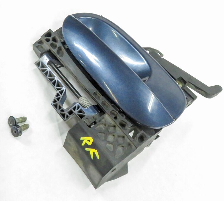 03-08 BMW Z4 (E85) RIGHT FRONT PASSENGER DOOR HANDLE (TOLEDO BLUE METALLIC 482)