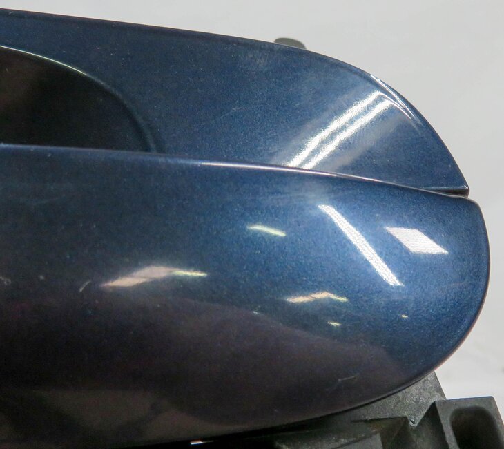 Thumbnail 7: 03-08 BMW Z4 (E85) RIGHT FRONT PASSENGER DOOR HANDLE (TOLEDO BLUE METALLIC 482)